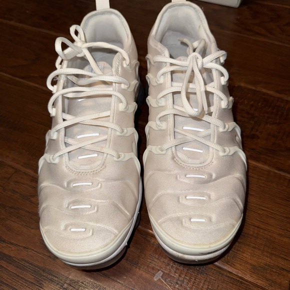 Other - White Nike Vapormax Plus